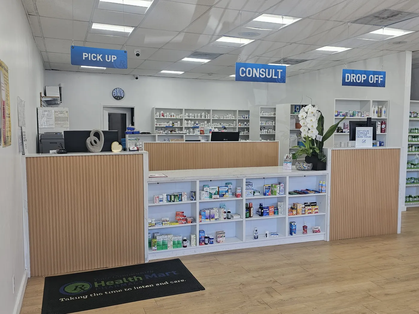 Interior de My Victory Pharmacy en Reseda, California